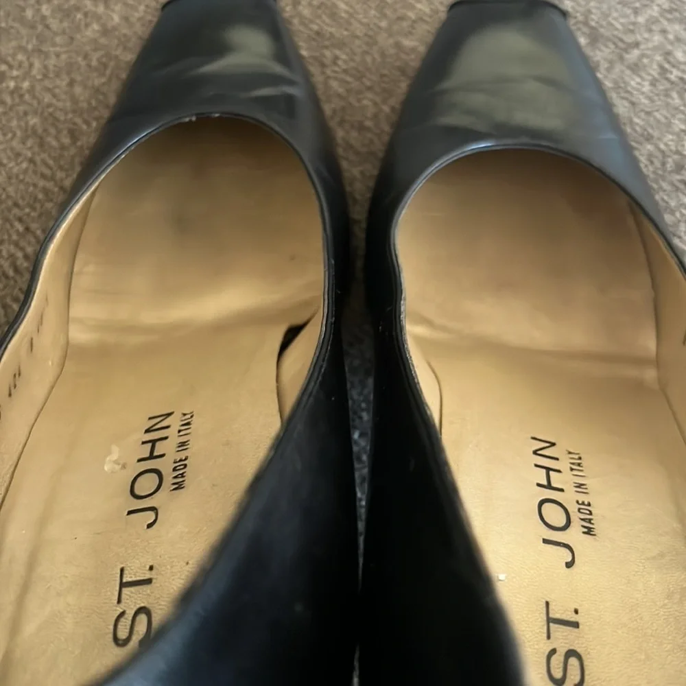 St. John Black Leather Square Toe Block Heel Made‎ in Italy Size 7.5